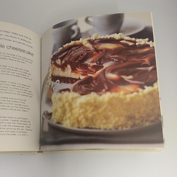 CHEESECAKES By Maxine Clark - Hardcover Book Excellent condition - Picture 8 of 11